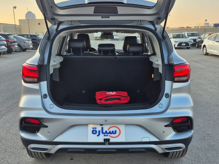 ام جي ZS LUX 2023 