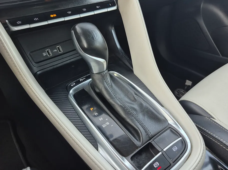 ام جي ZS LUX 2023 