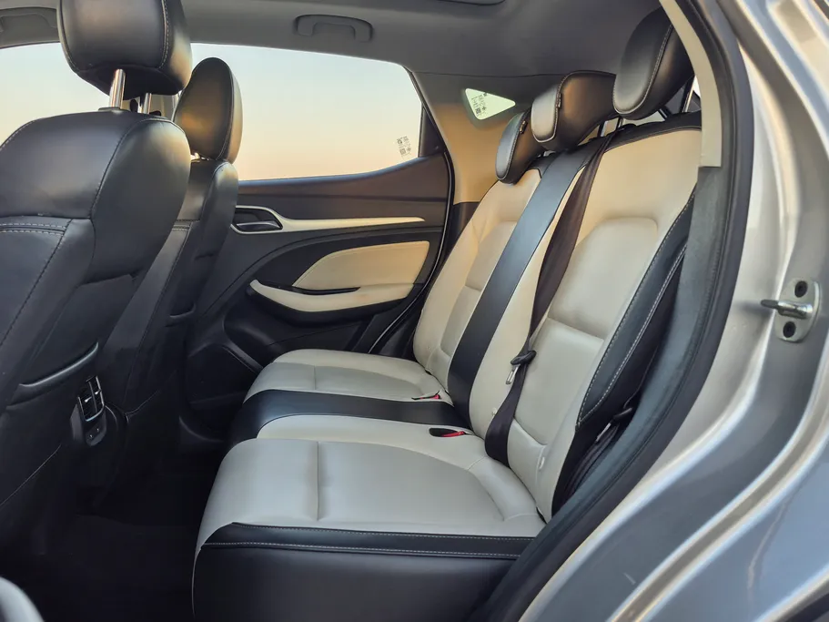 ام جي ZS LUX 2023 