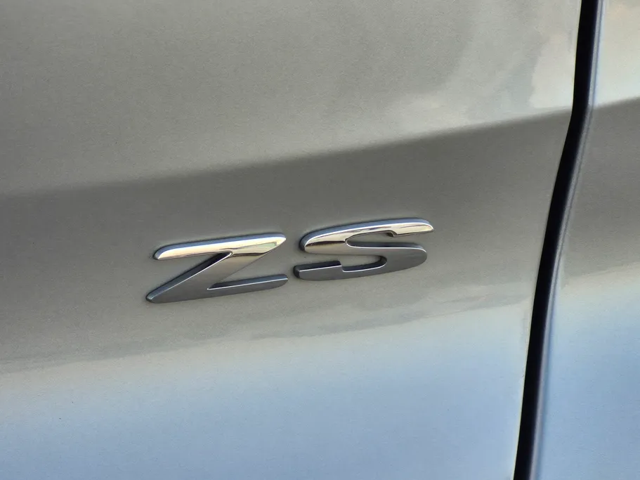 ام جي ZS LUX 2023 