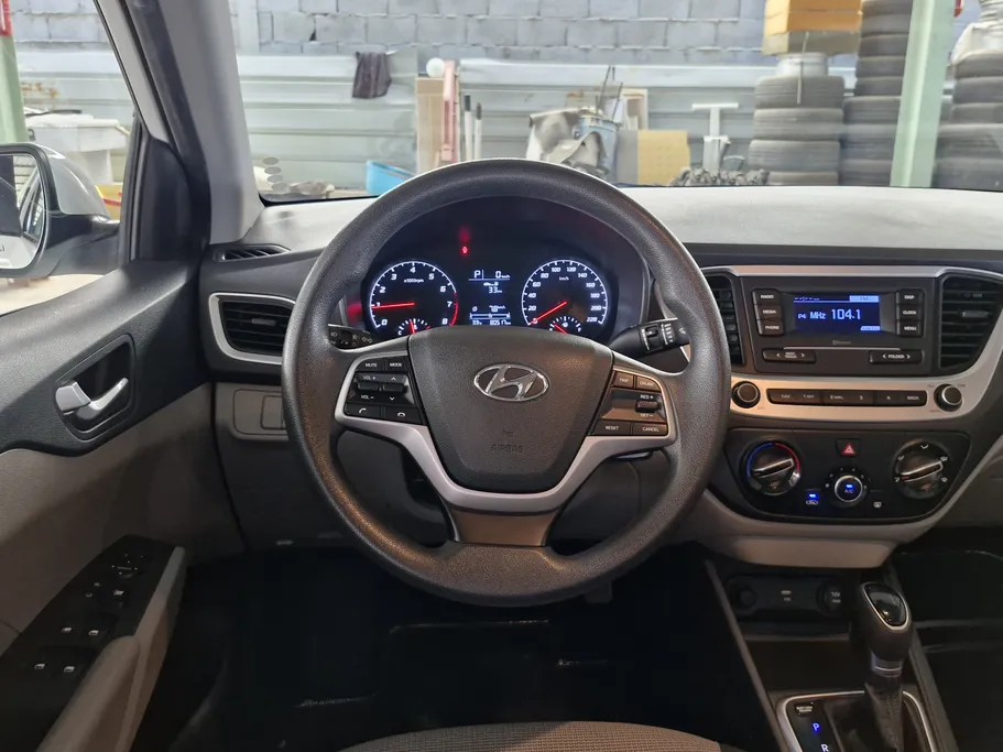 2022 Hyundai Accent Smart 