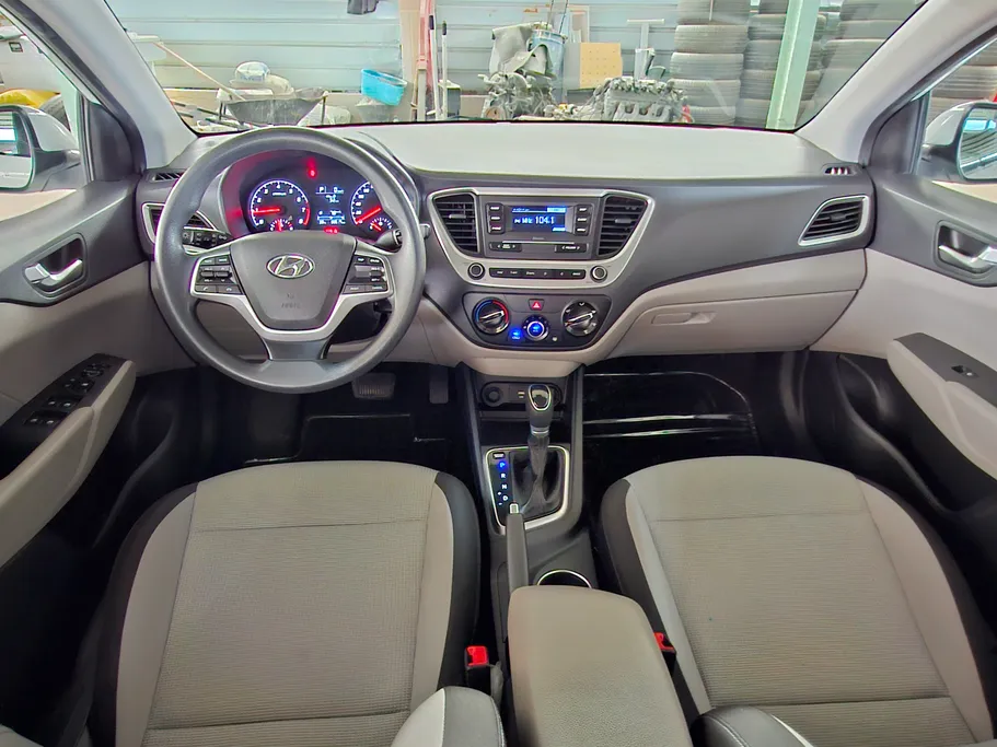 2022 Hyundai Accent Smart 