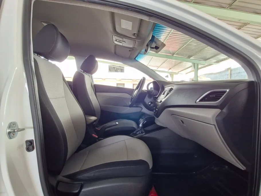 2022 Hyundai Accent Smart 