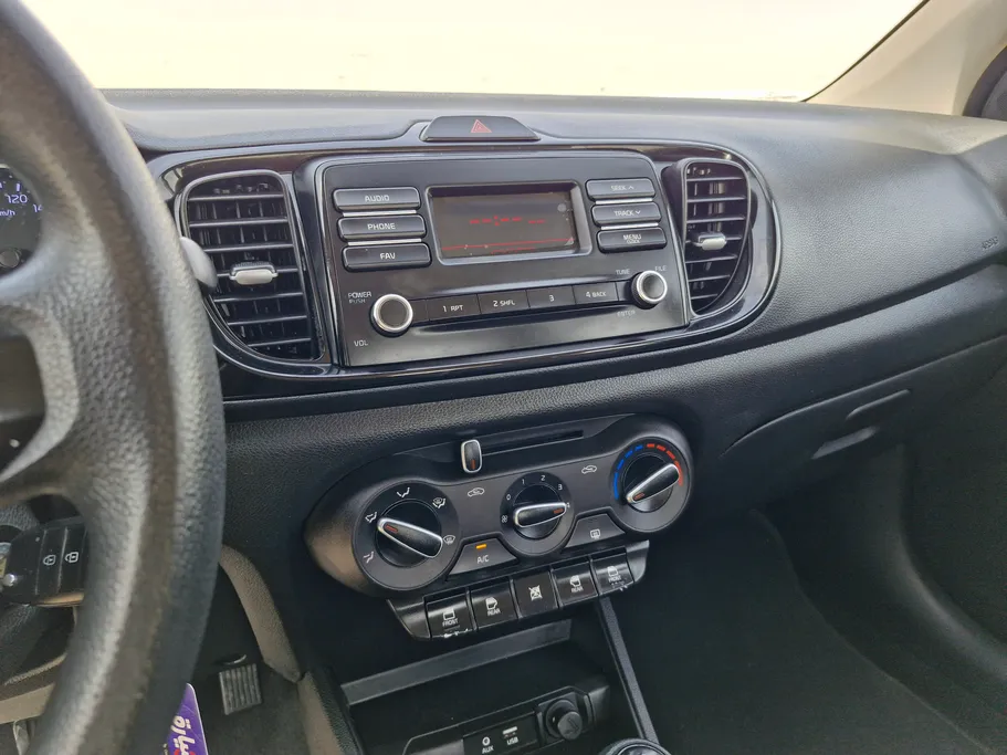 2023 Kia Pegas LX 
