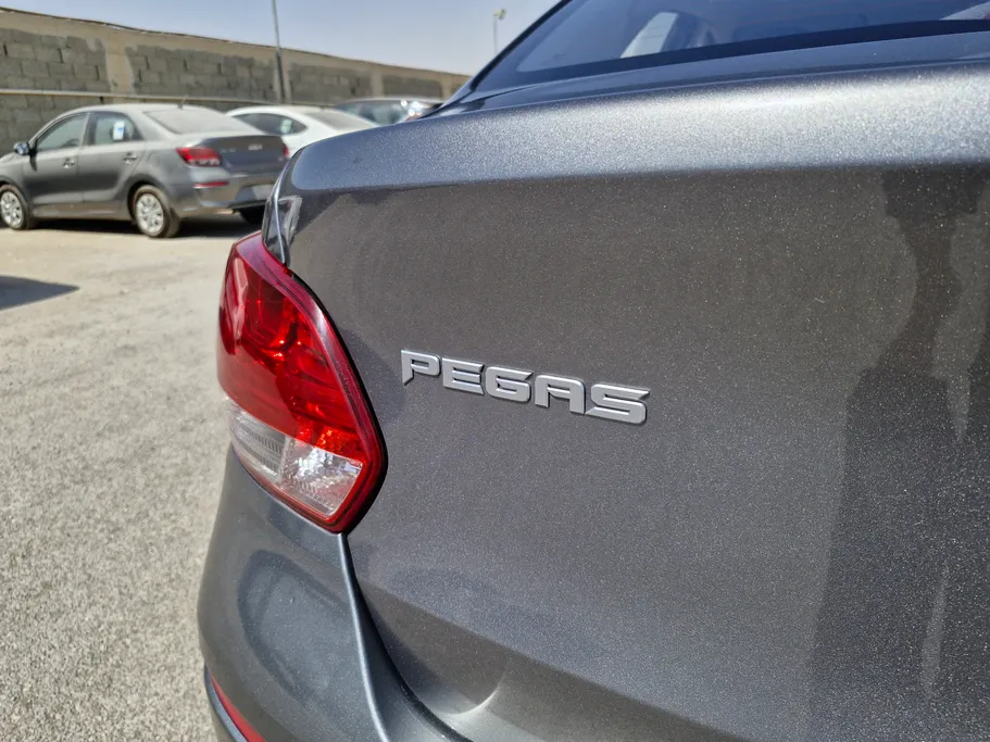 2023 Kia Pegas LX 
