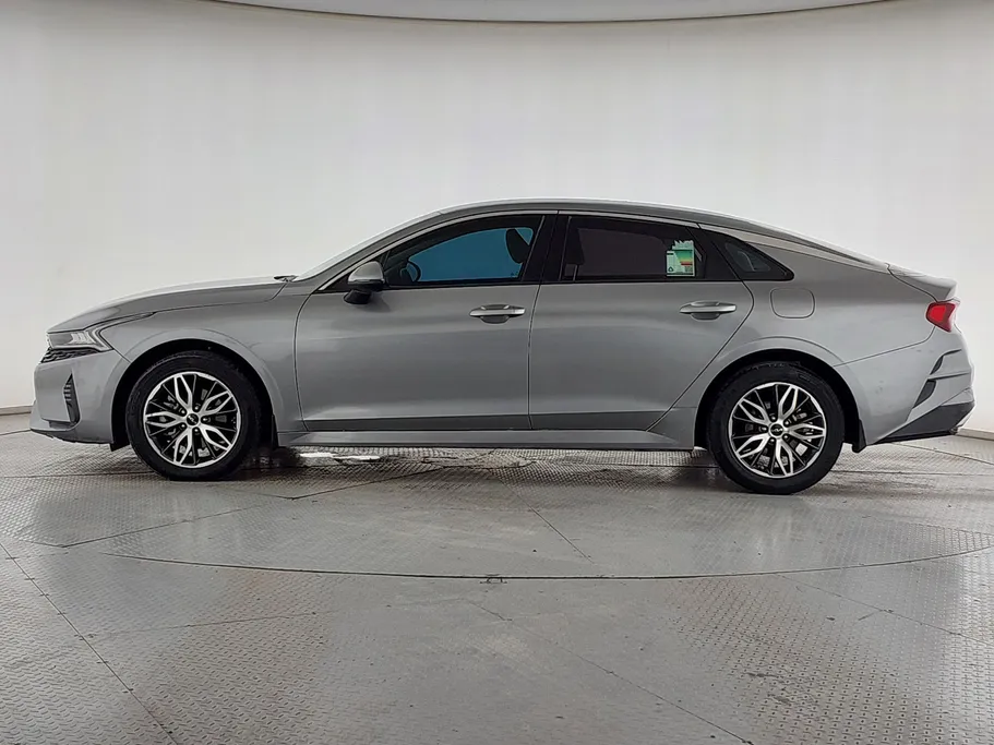 2022 Kia K5 LX 