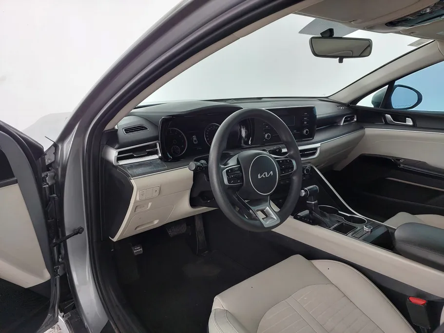 2022 Kia K5 LX 