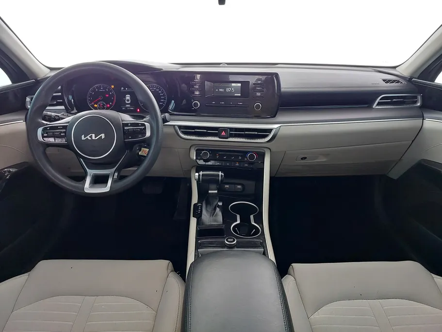 2022 Kia K5 LX 