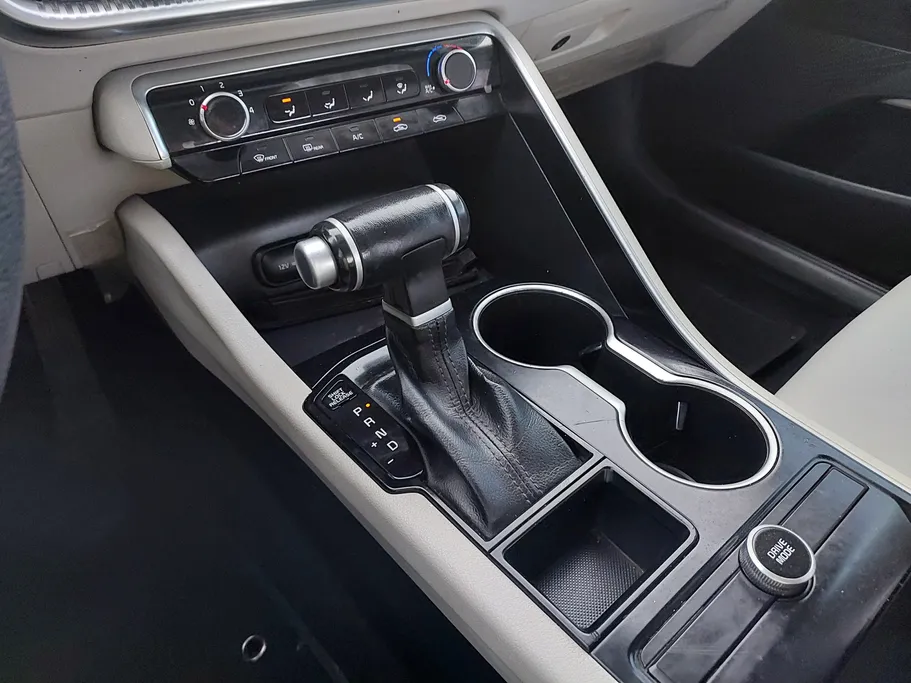 2022 Kia K5 LX 