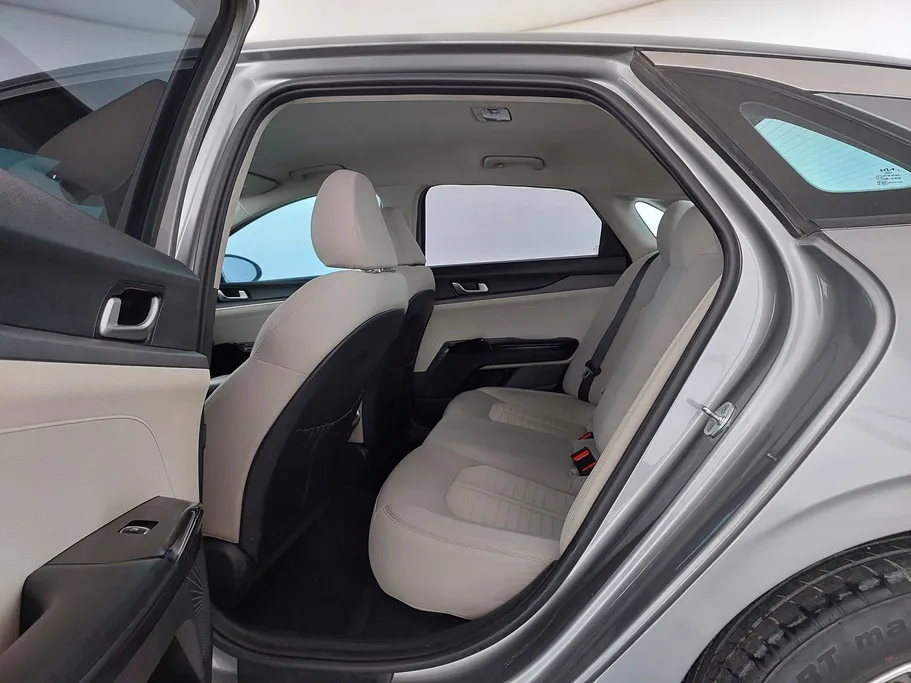 2022 Kia K5 LX 