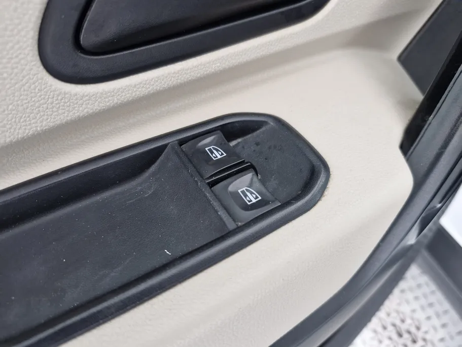 2019 Renault Duster SE 