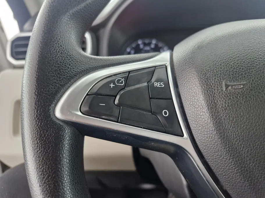 2019 Renault Duster SE 