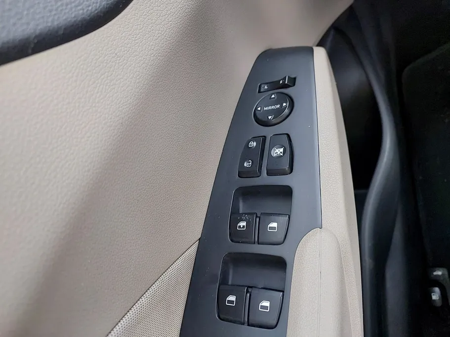 2023 Hyundai Accent Smart 