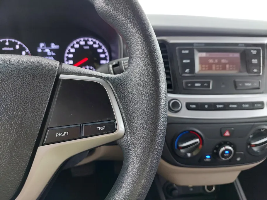 2023 Hyundai Accent Smart 