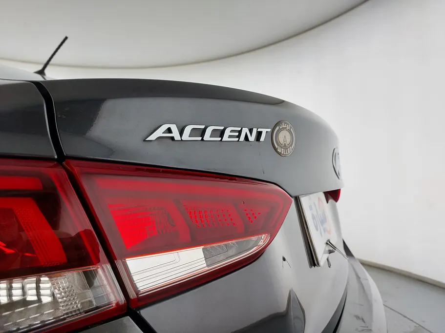 2023 Hyundai Accent Smart 