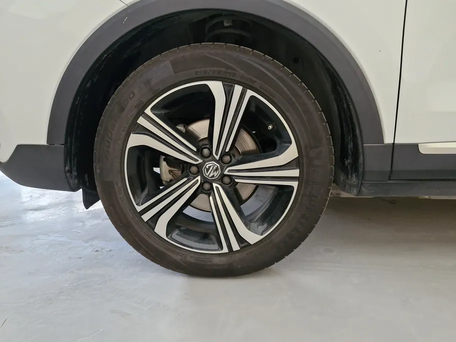 2023 MG ZS LUX 
