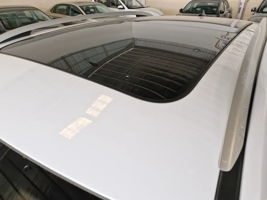 2023 MG ZS LUX 