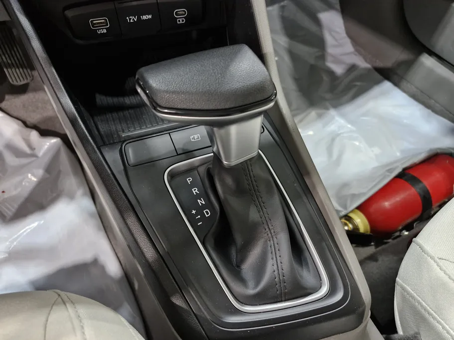 2024 Hyundai Accent Fleet 