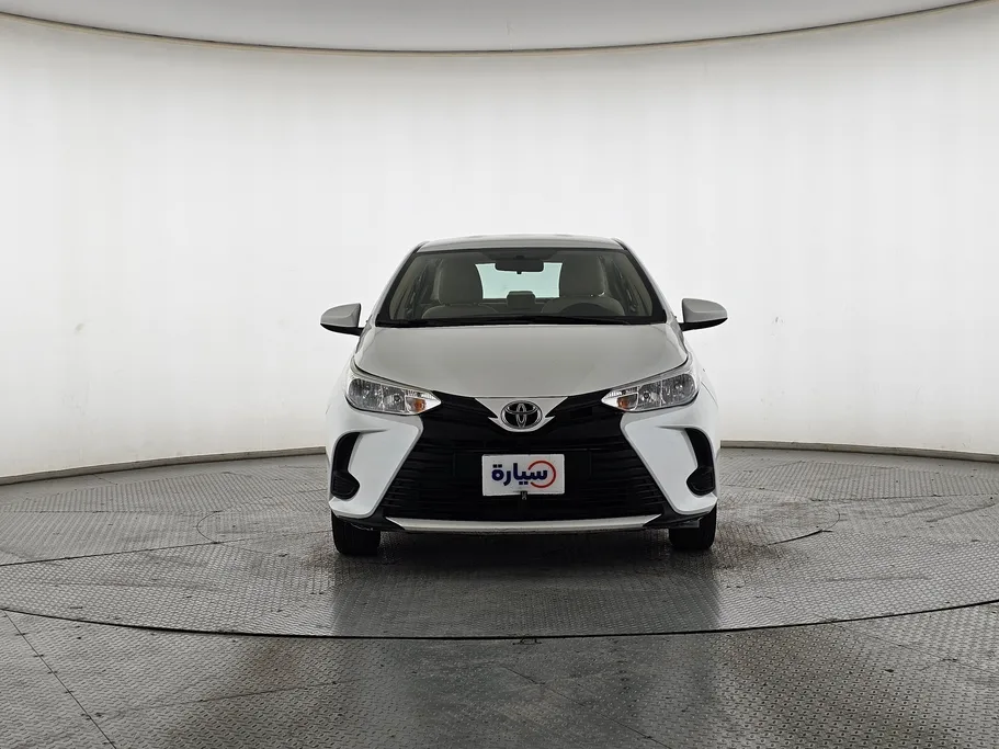 2022 Toyota Yaris  Y 