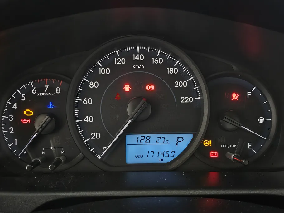 2022 Toyota Yaris  Y 