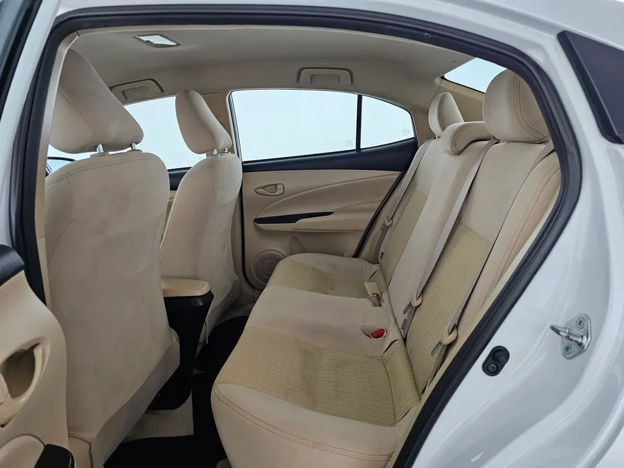 2022 Toyota Yaris  Y 