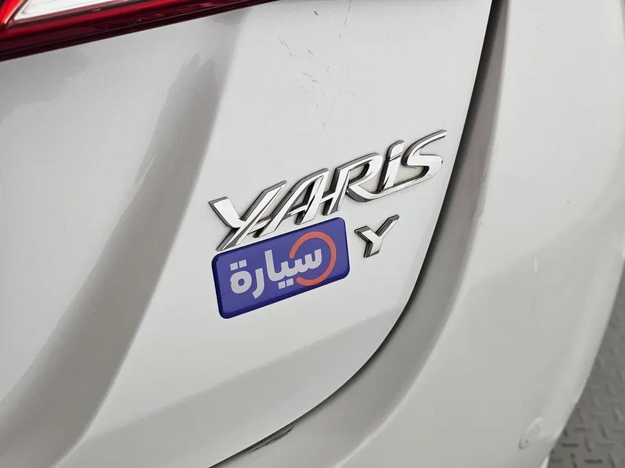 2022 Toyota Yaris  Y 
