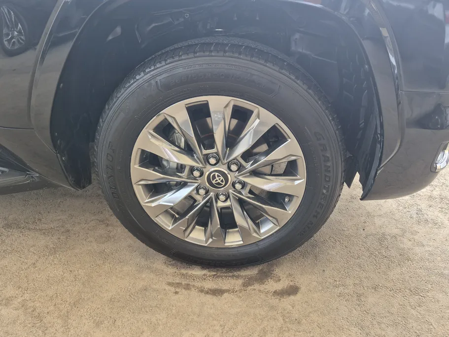 تويوتا لاندكروزر GXR4 2024 