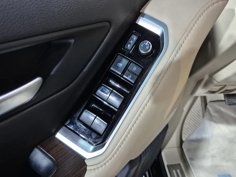 تويوتا لاندكروزر GXR4 2024 