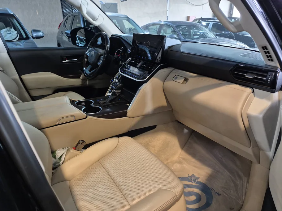 تويوتا لاندكروزر GXR4 2024 