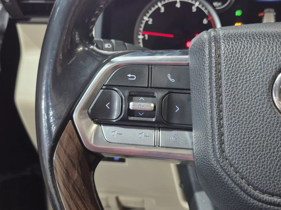 تويوتا لاندكروزر GXR4 2024 