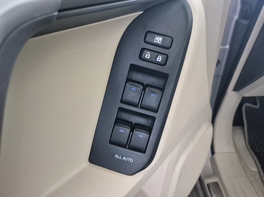 2022 Toyota Prado VX 