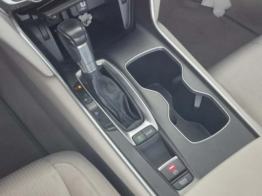 هوندا اكورد LX Sport 2022 