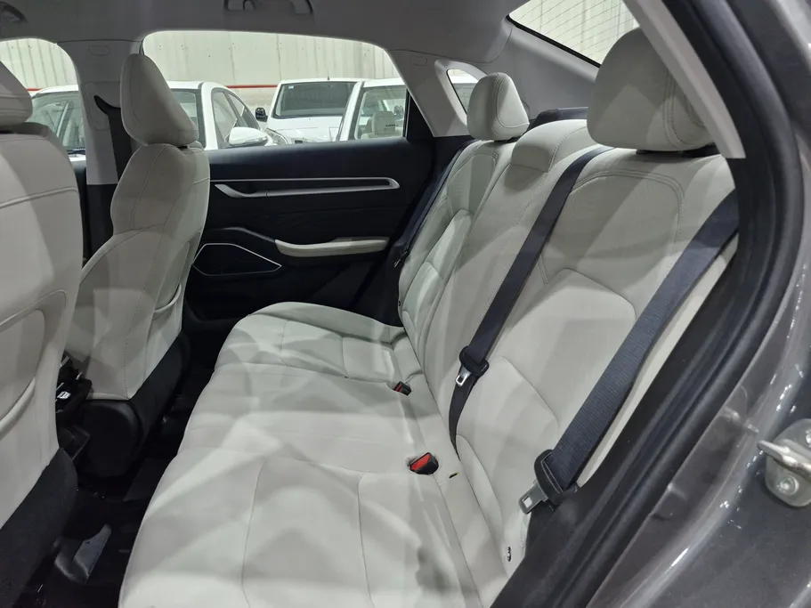 جيلي امجراند GS 2024 