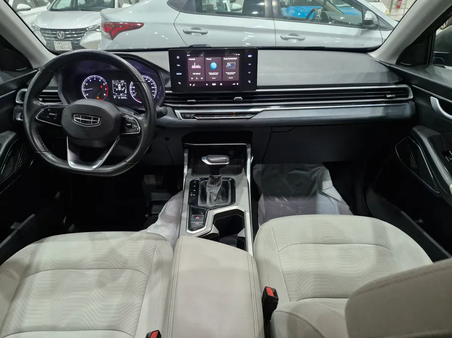 جيلي امجراند GS 2024 