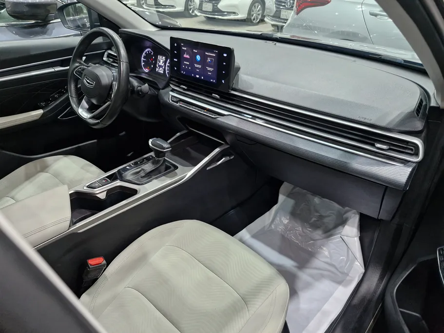 جيلي امجراند GS 2024 