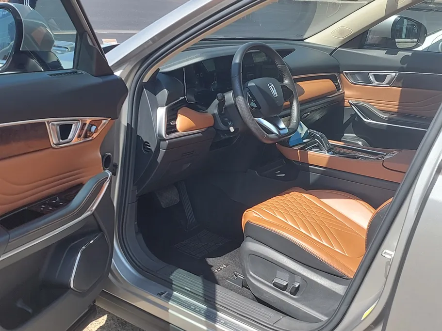 2023 FAW Bestune T99 Limo 