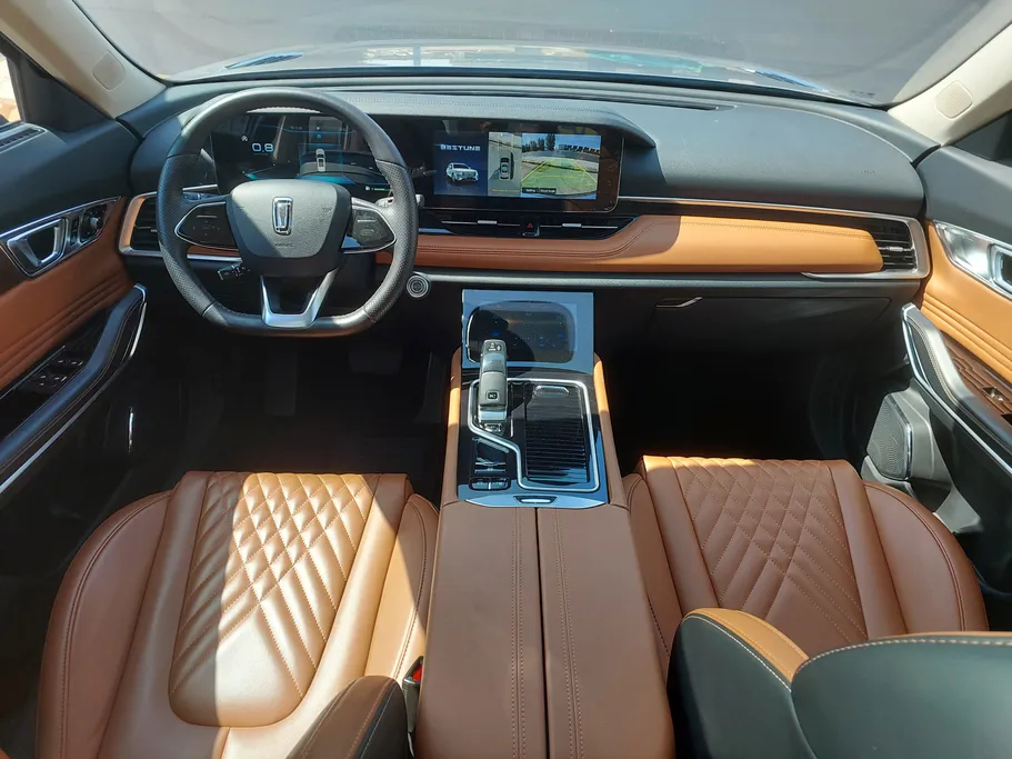 2023 FAW Bestune T99 Limo 