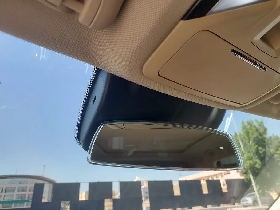 2023 FAW Bestune T99 Limo 