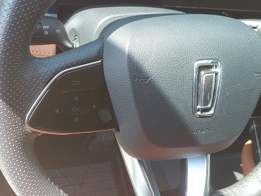 2023 FAW Bestune T99 Limo 