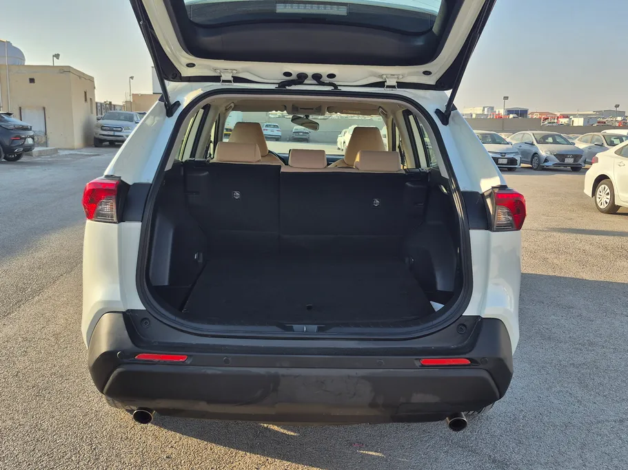 2022 Toyota RAV4 LTD Hybrid  