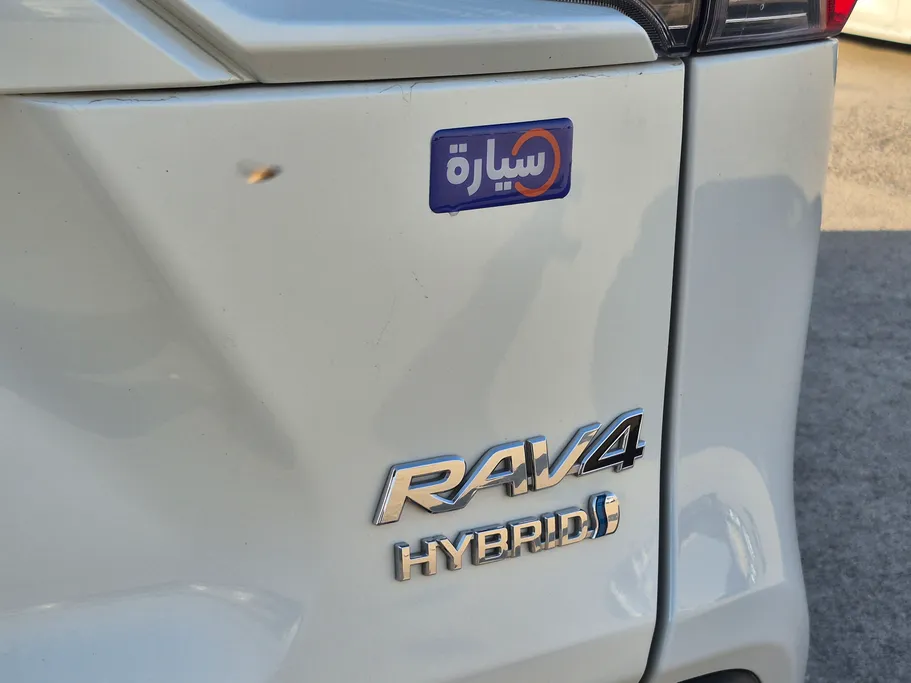 2022 Toyota RAV4 LTD Hybrid  