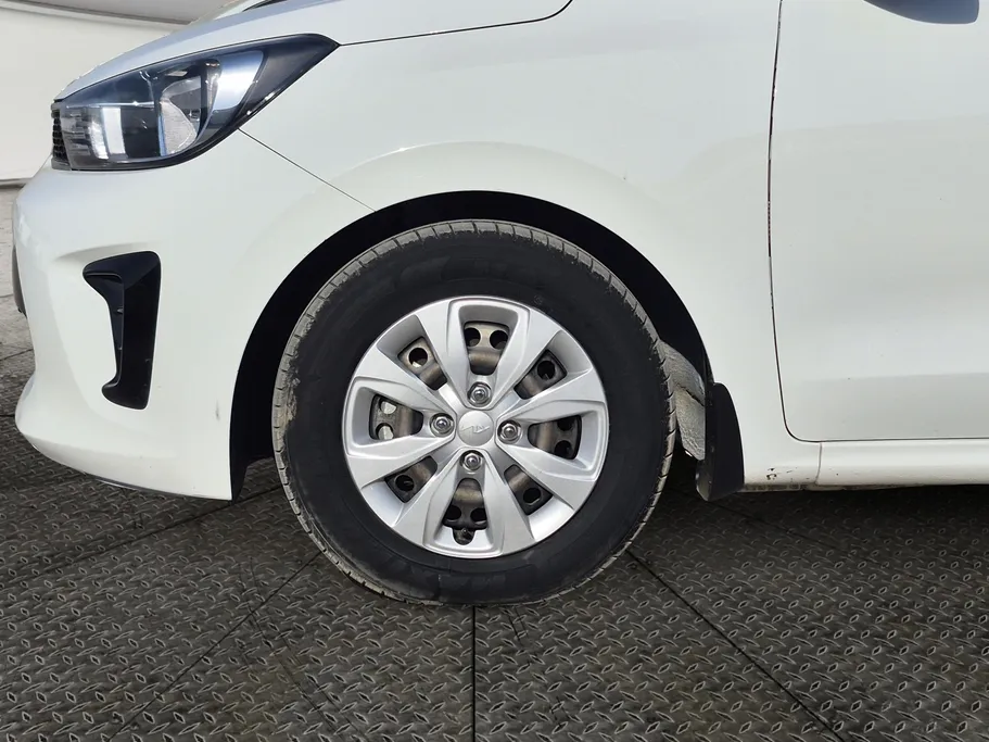 2023 Kia Pegas LX 