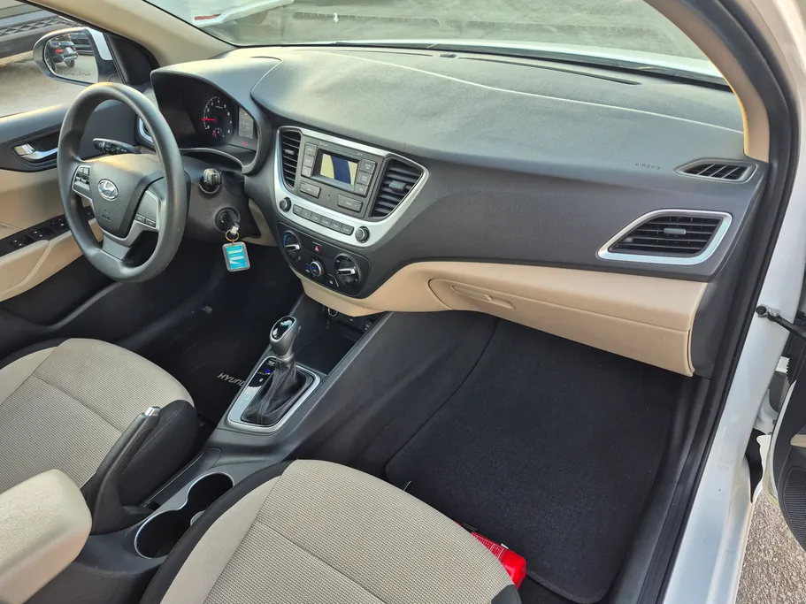2023 Hyundai Accent Smart 