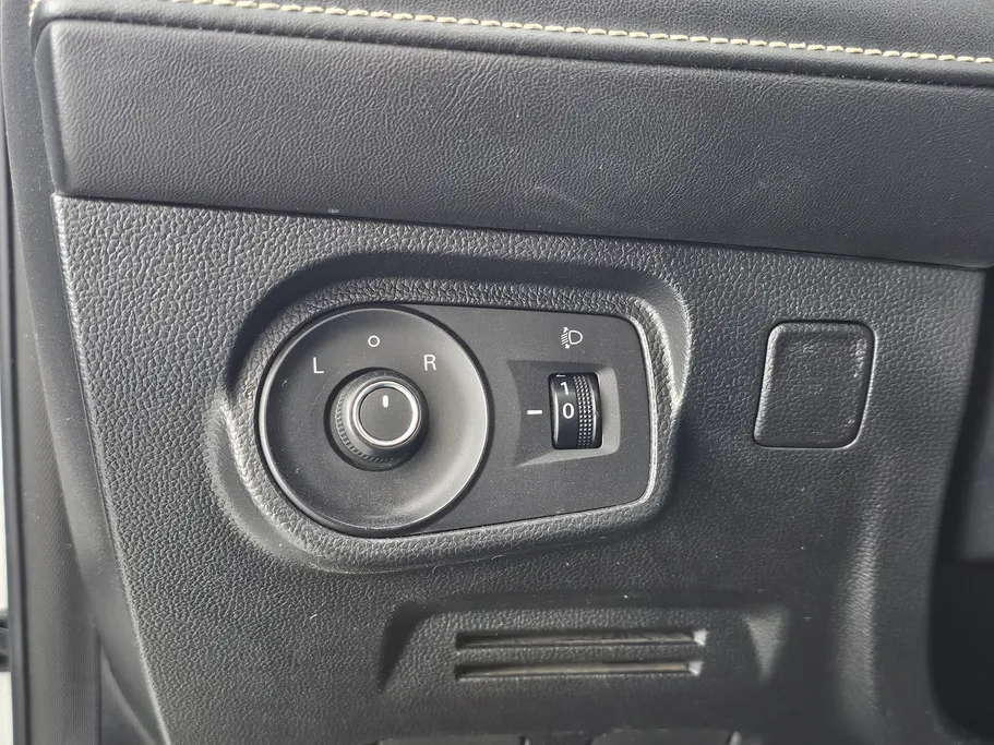 2023 MG 5 STD 