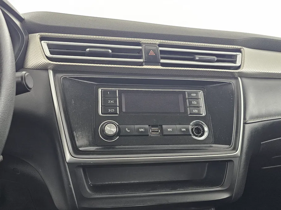 2023 MG 5 STD 