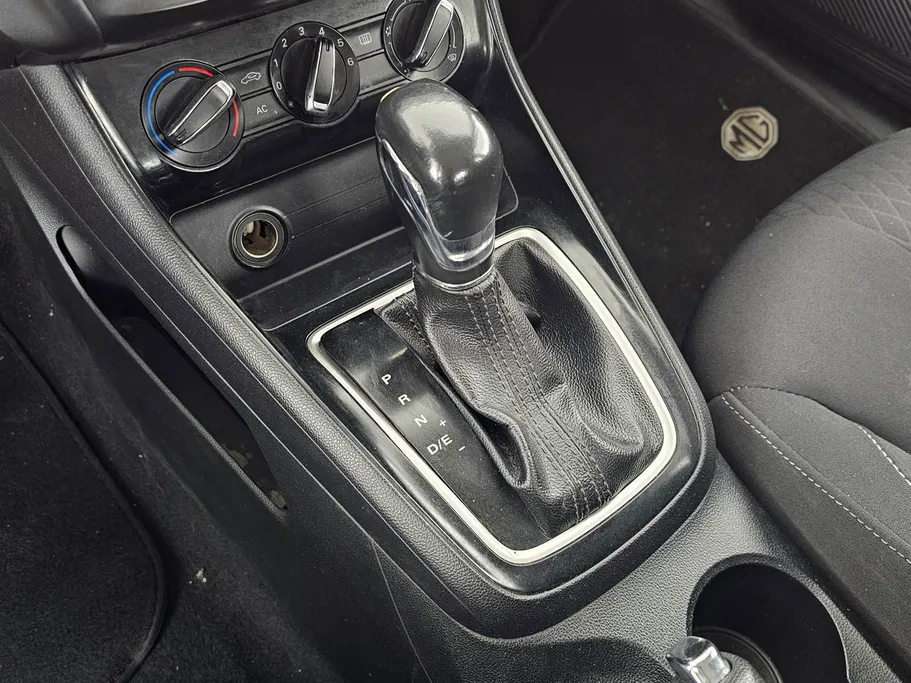 2023 MG 5 STD 