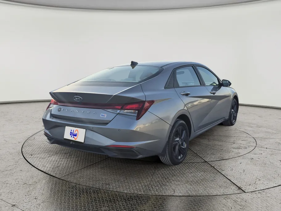 2023 Hyundai Elantra Smart 