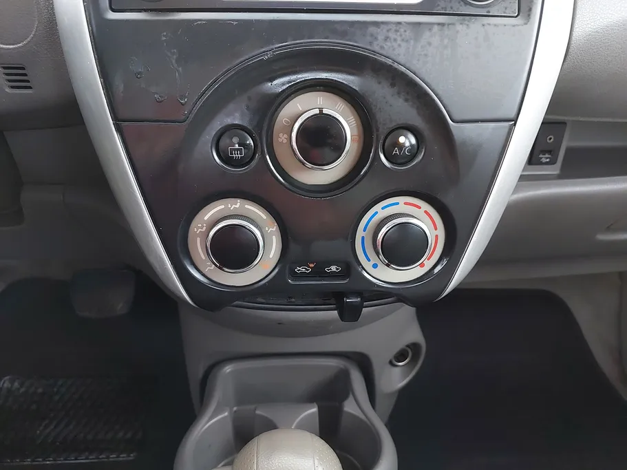 نيسان صني SV 2022 