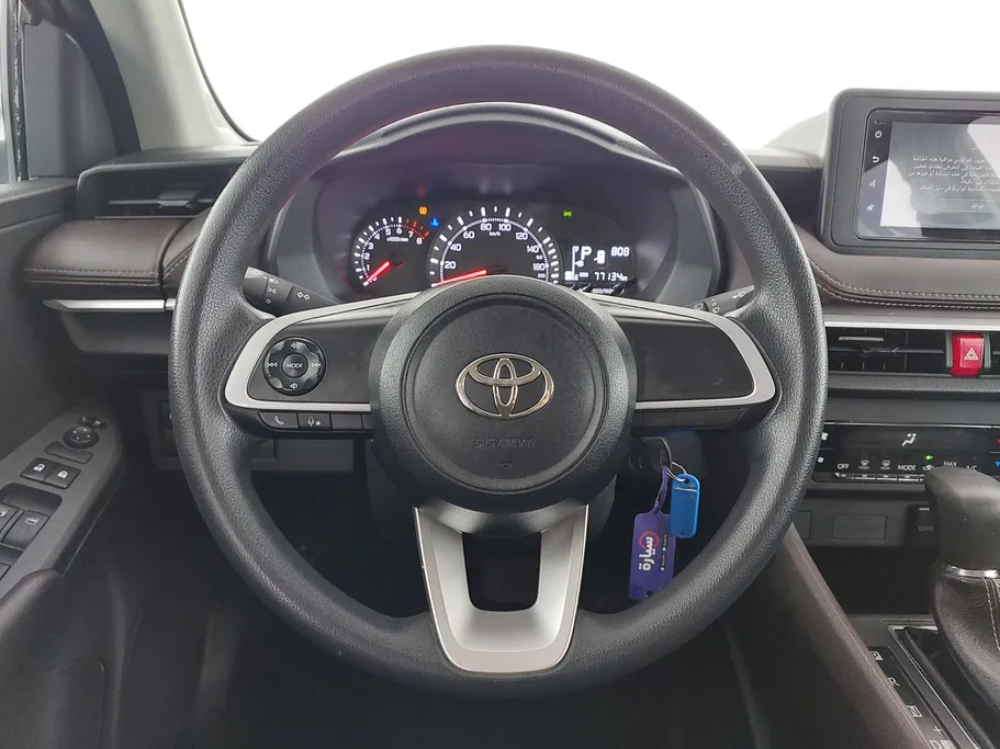 2024 Toyota Yaris  Y 