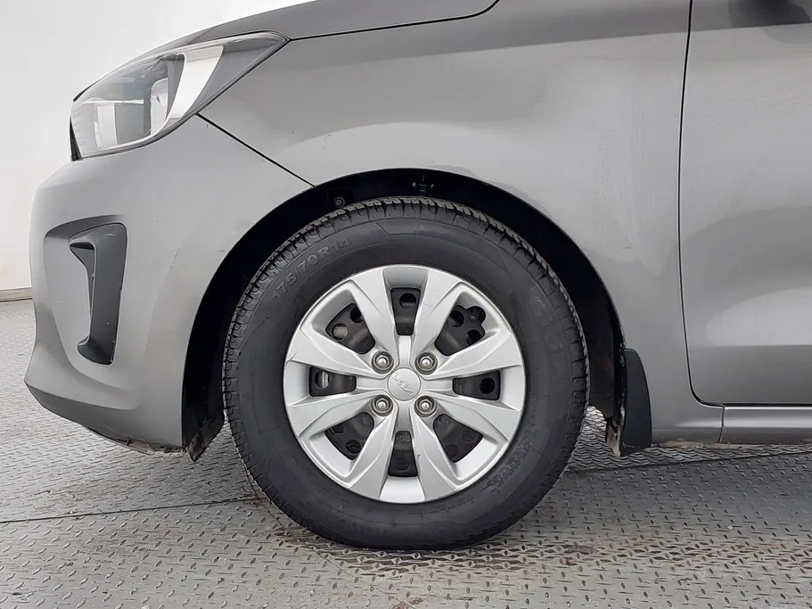 2022 Kia Pegas LX 